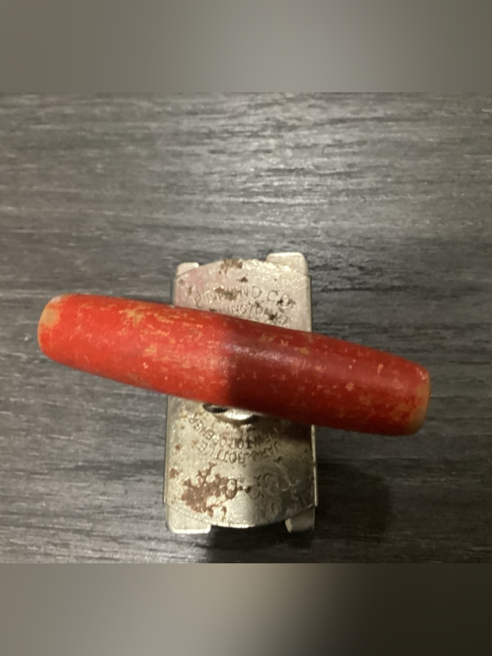 Vtg. Edmund Co. Brling Vermont jar and bottle opener with red painted handle